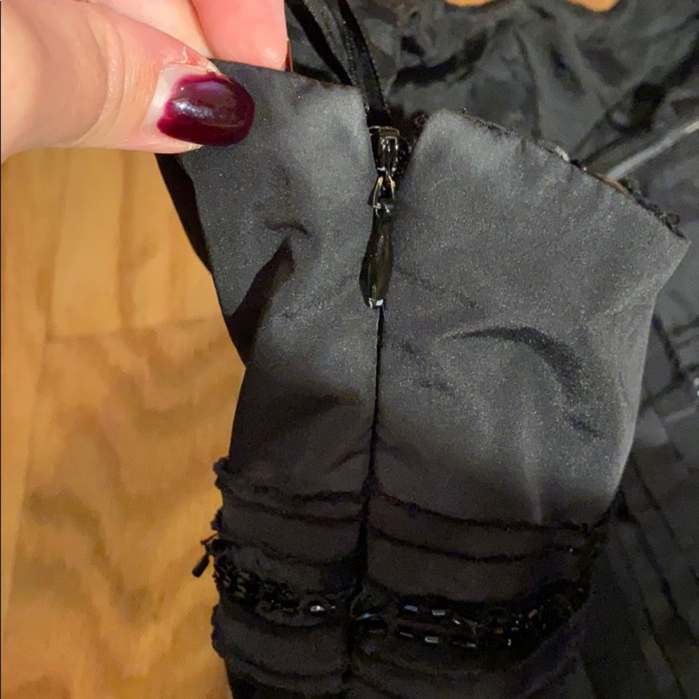 BCBGMaxAzria taffeta beaded dress in black sz 4 - Picture 7 of 9